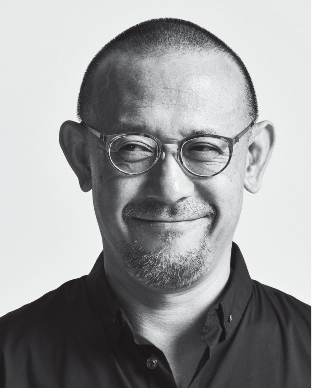 姜文廖凡彭于晏《邪不压正》,黑白之间满屏荷尔蒙,有料有趣有范