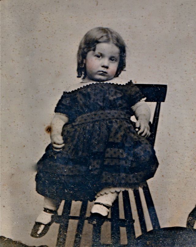 维多利亚时代的儿童服饰