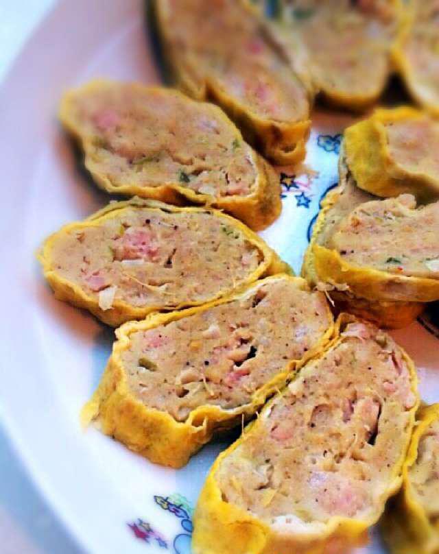 老妈亲自教我做的穰饸比火腿肠好吃多还没上桌子就流口水