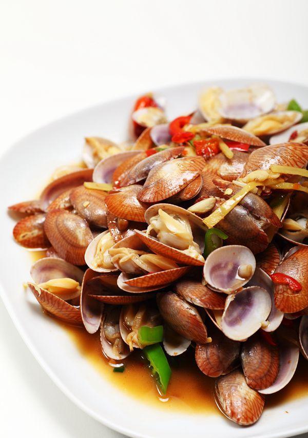 爆炒花甲的好吃做法,上桌就被吃光了,现在还念念不忘!
