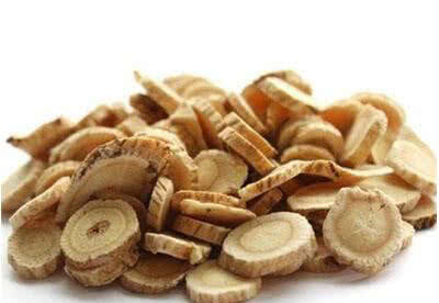 女人月经量少?多吃这几物,排污血调月经,呵护