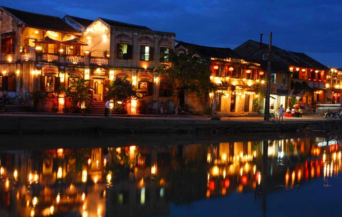 遗落在海外的中国小镇, 吸引了越来越多的人来到这里