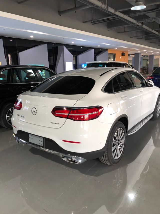 奔驰glc30019款coupe版全新改款上市