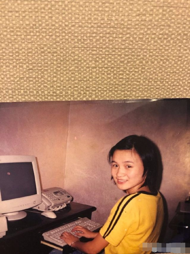 而对于朱舅舅来说,他的自责却也永远装进了心里,翻一本书,听一首歌