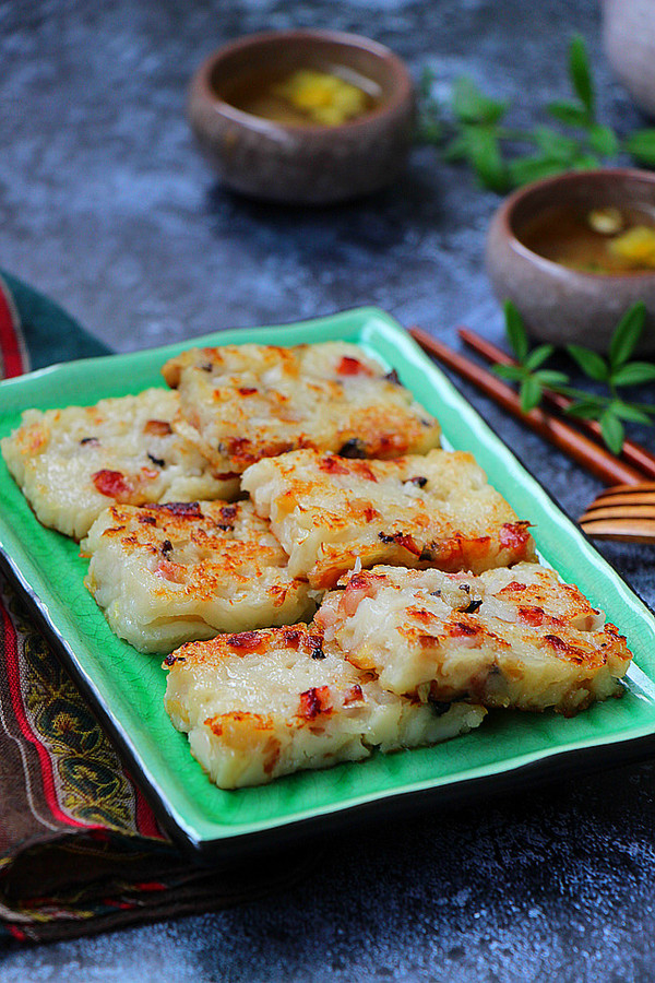 腊味萝卜糕腊肠做的萝卜糕,好好吃哟