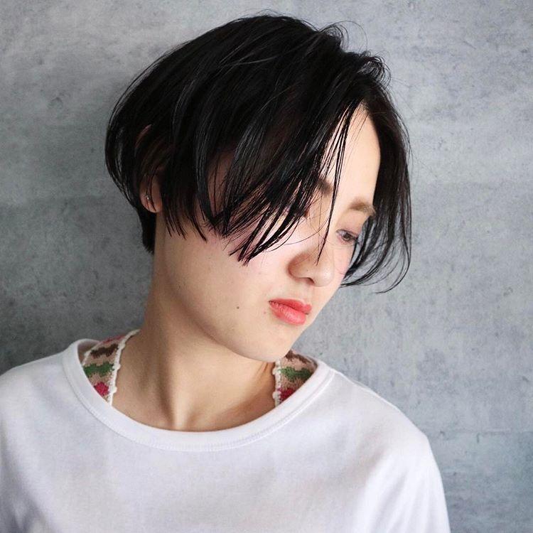 嬉皮式短发个性与时尚并存的发型