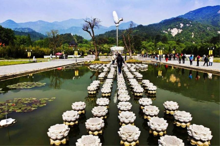 信阳旅游景点排名前十(信阳旅游景点排名前十有哪些)