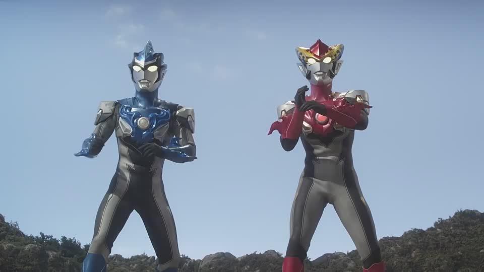 罗布奥特曼:兄弟俩相爱相杀,怪兽在一旁都看懵了