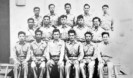 他是中国最后一名飞虎队队员, 被关押20年, 出狱后靠蹬三轮为生