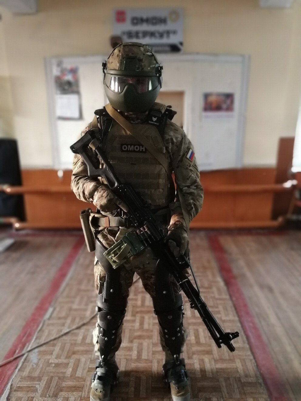 战斗民族外骨骼