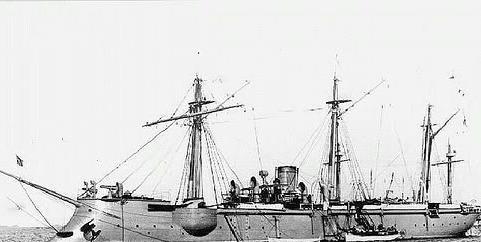 甲午海战后,这艘小炮舰被列为二等炮舰,日俄战争中被编入第一舰队第七