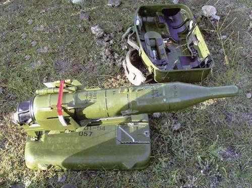 反对派交出大量武器,其中不少这种导弹,叙军看了心里百感交集