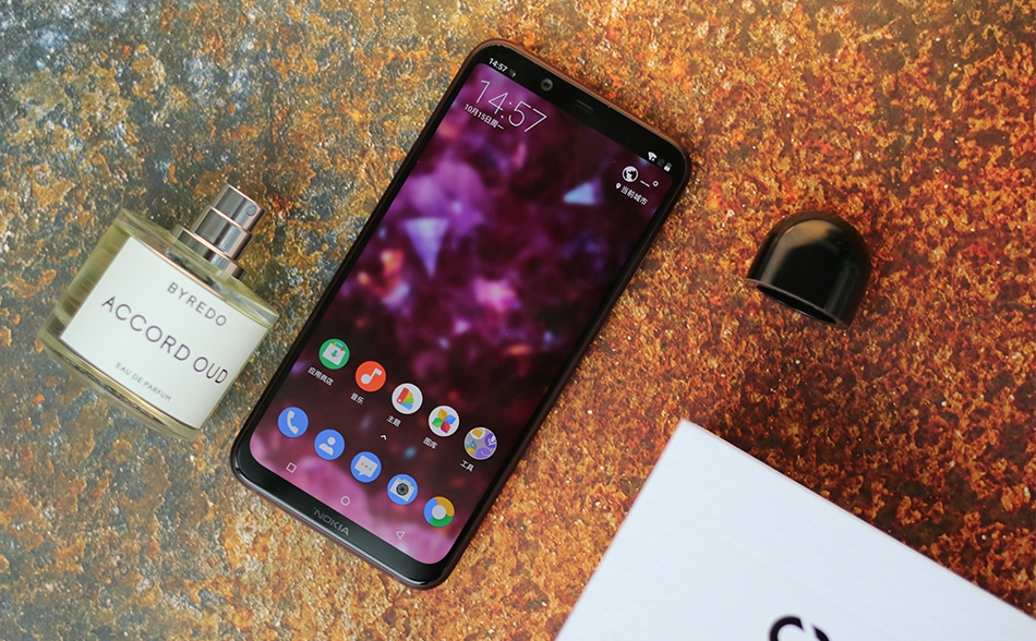 诺基亚x7图赏被同质化支配下的微变思潮