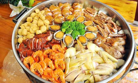 客家喜庆团圆菜大盆菜