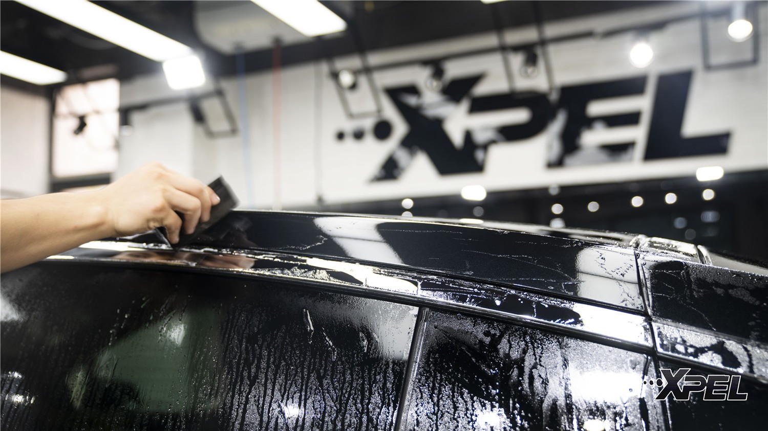 让你爱车告别伤痕累累,贴xpel隐形车衣