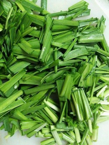 韭菜配它炒,是慢性咽炎的克星,常食补肾暖身,气血足面色红润