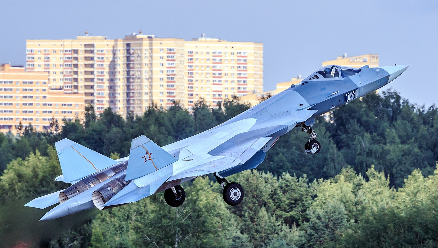 俄罗斯空军的刚需俄航空企业尽全力研制的苏57隐身战斗机