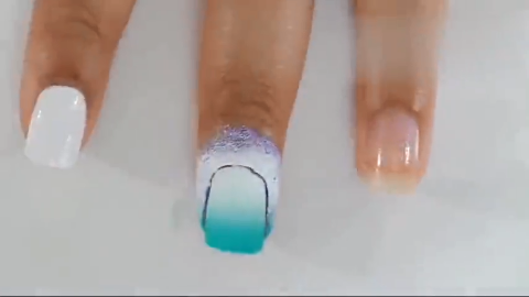 一款适合社会女的低马尾扎发简单又好看你学会