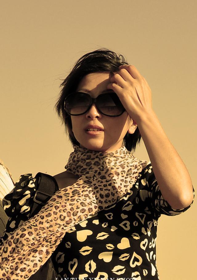 难道贝嫂去了怪树林?