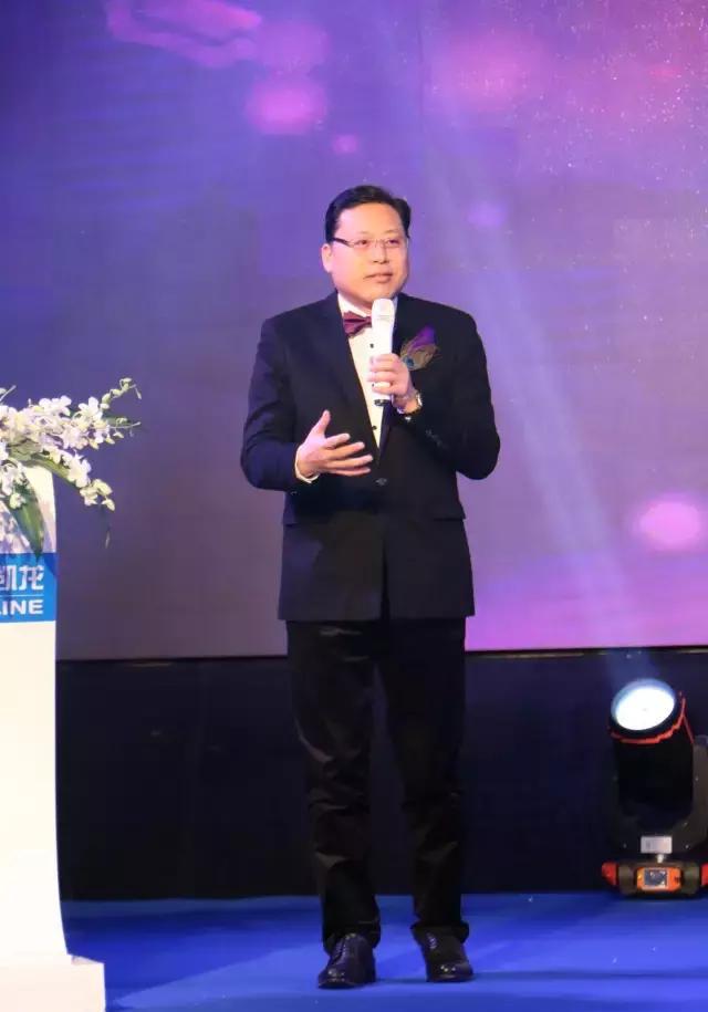 他就是我们的老朋友,红星美凯龙集团副总裁兼华东大区总经理程书昌