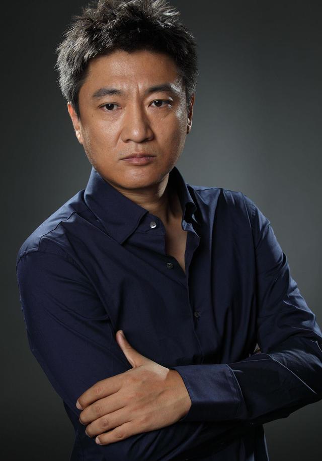 赵薇夸他演技好,曾拒绝范冰冰倒追,娶女护士如今成这样!