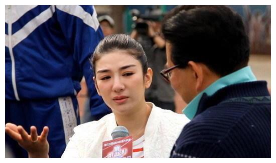 嫁入豪门最惨的3位女星,5年4胎蒋丽莎崩溃大哭,她却被逼疯