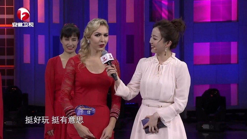 这@朱力恩julian @kate卡佳05 学汉唐礼仪学的好好的