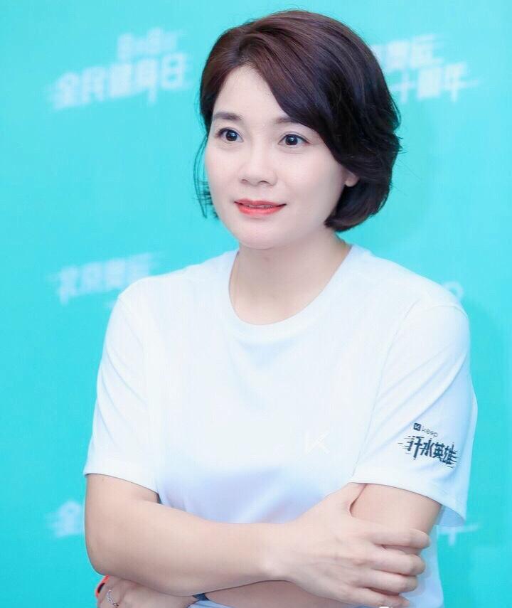 38岁世界冠军莫慧兰近照:17岁退役,因赛车结缘老公,儿子已4岁