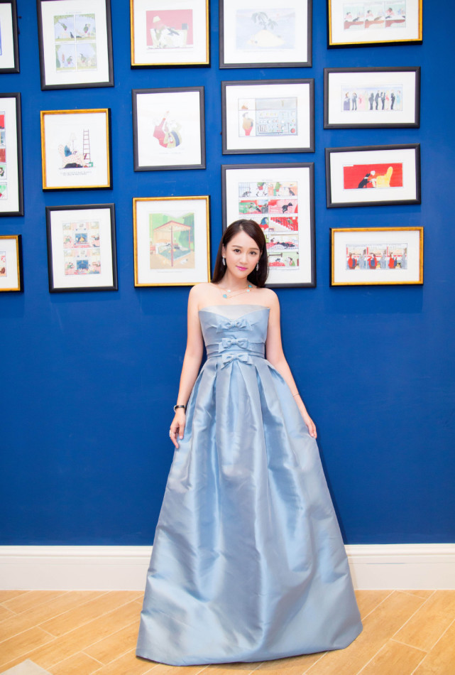 她演了多年的傻白甜,喝了酒还做这件事,38岁颜值美炸天!