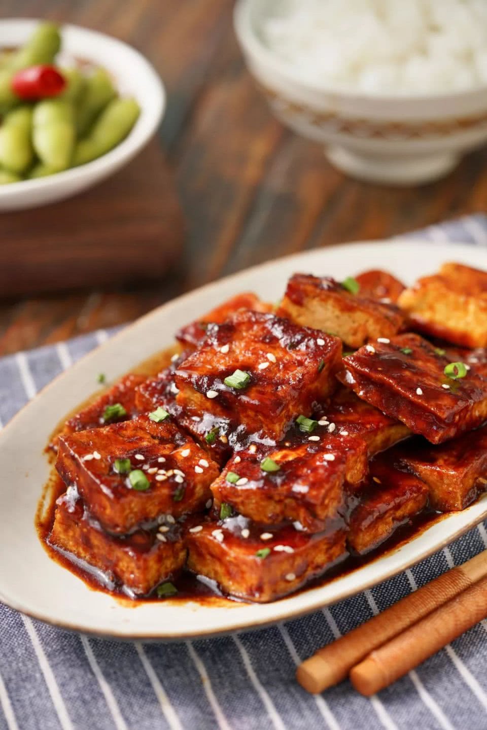 家常豆腐又出新吃法!1招酸辣入味,吃一口就停不下来!