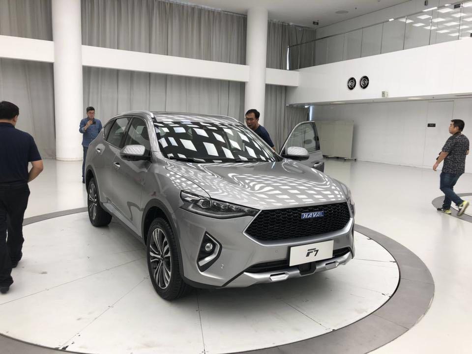 首辆哈弗f7到店实拍,高颜值比瑞虎8大,或13万起怒怼全新比亚迪唐