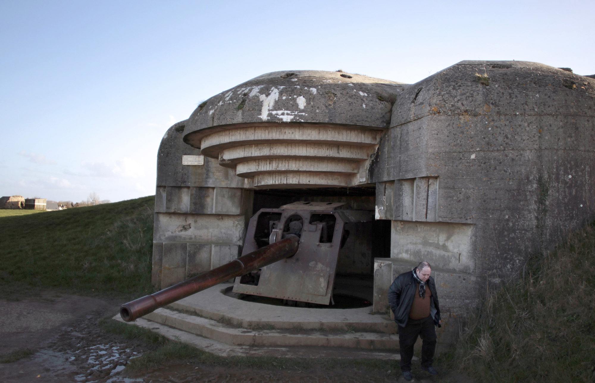 这不是电影二战中他9小时打出124万发子弹干掉一个军团