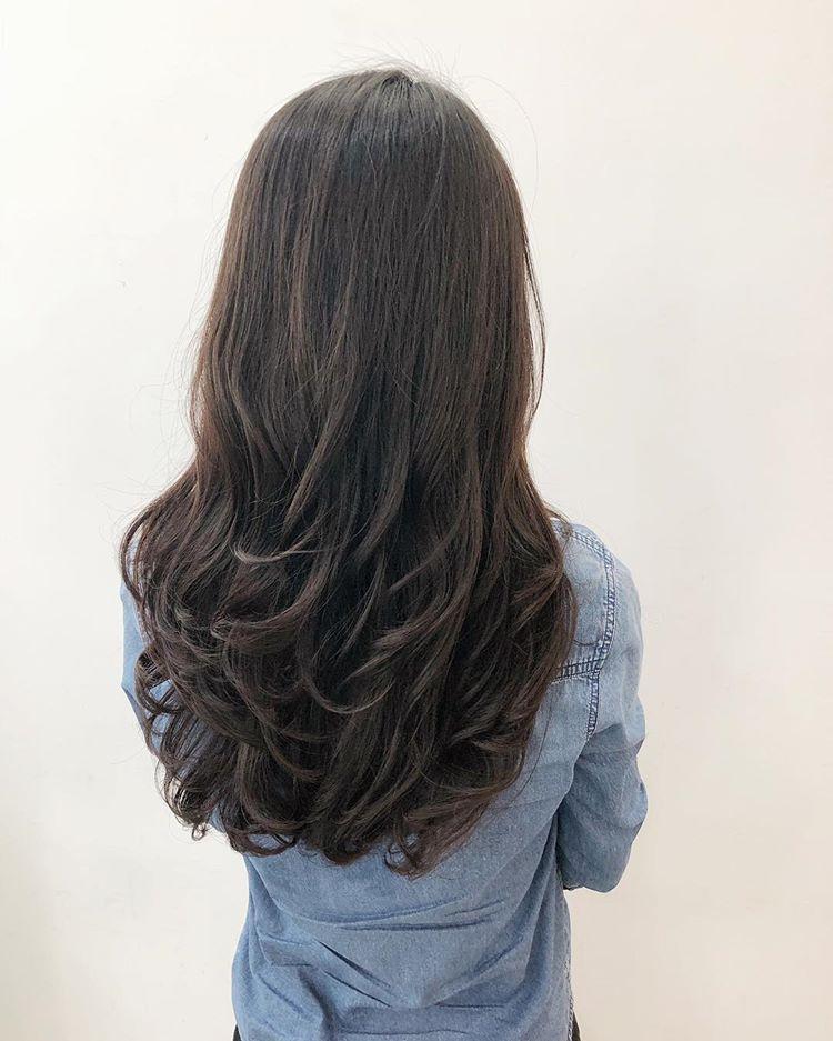 长发及腰就应该做这样的卷最有魅力