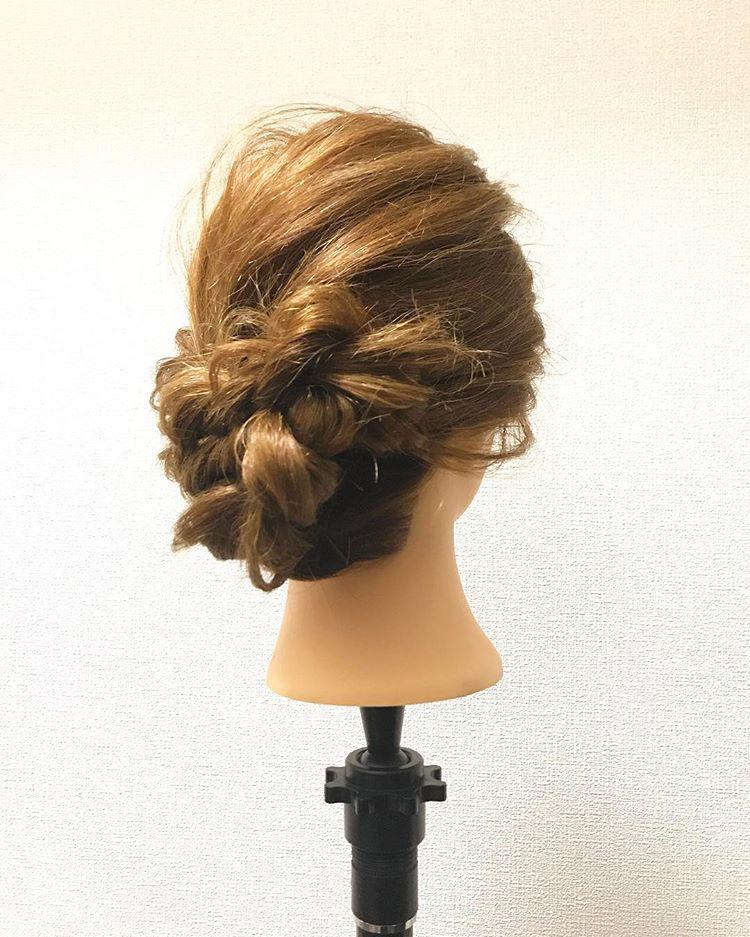 美发师训练的编发图,简单又实用,快来收藏