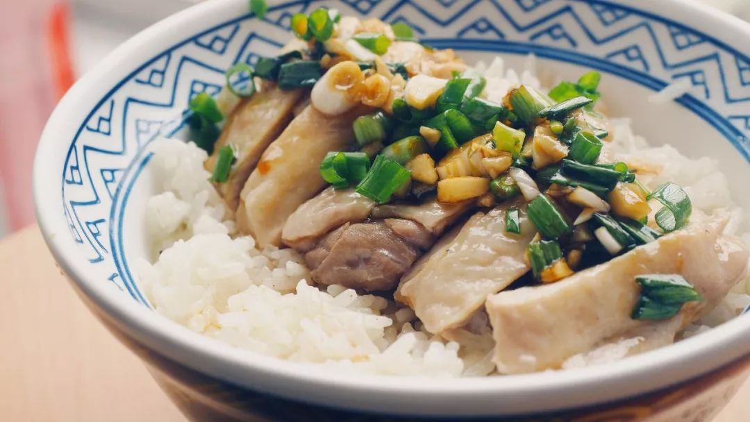 电饭煲白切鸡饭,这可真香呐!