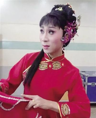 二人台演员肾功能衰竭 爱心人士为其捐款数万元