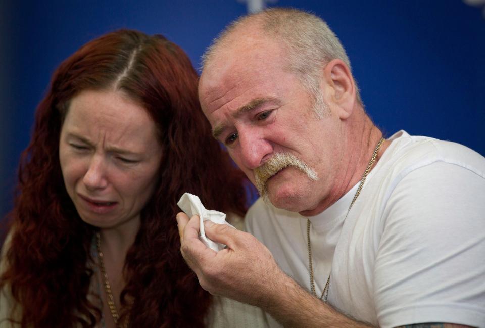 邪恶的父亲在大火中杀死了6个孩子,却一直将责任推给邻居