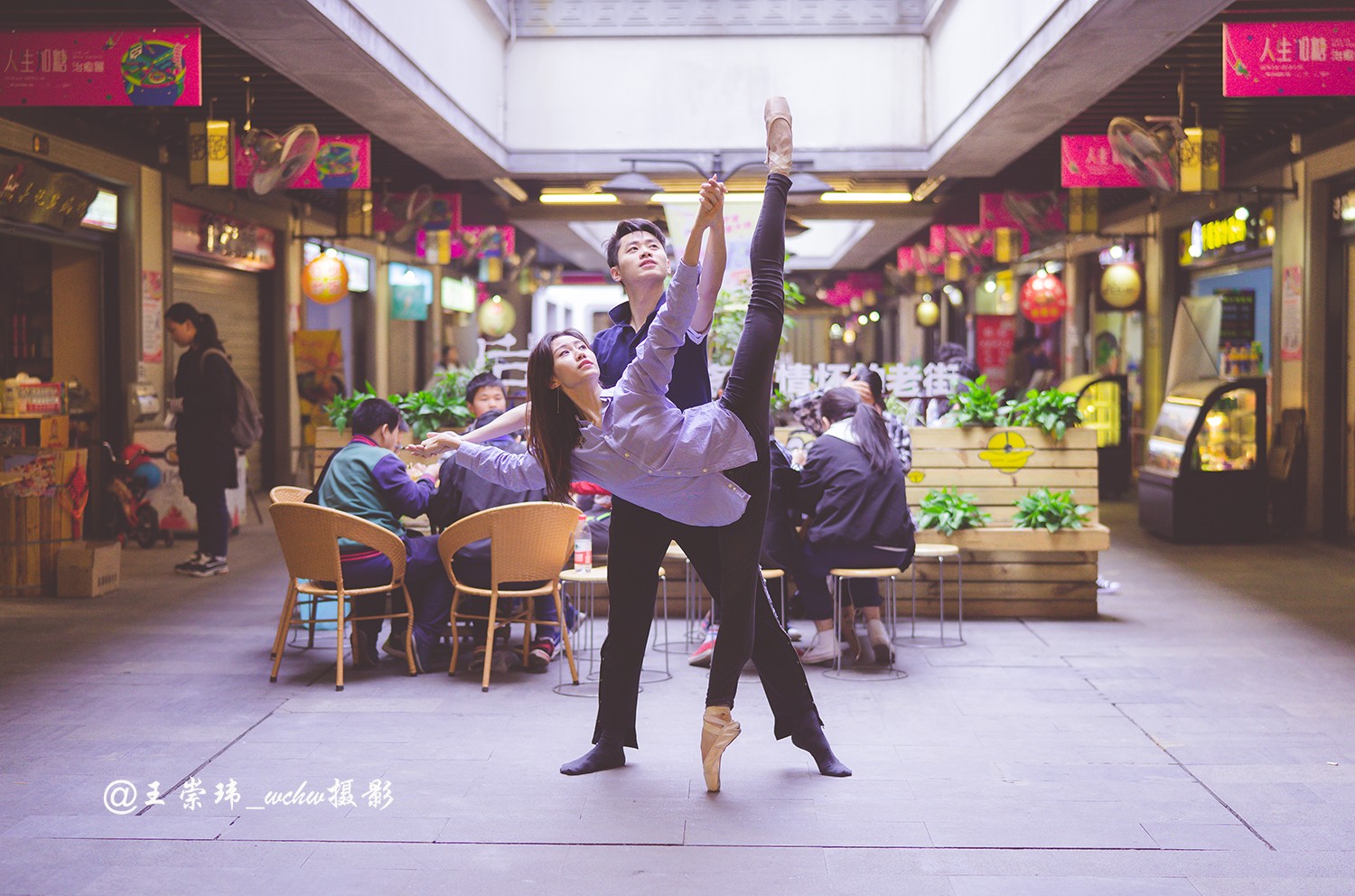 舞者舞动岂止在舞台—一组街拍芭蕾