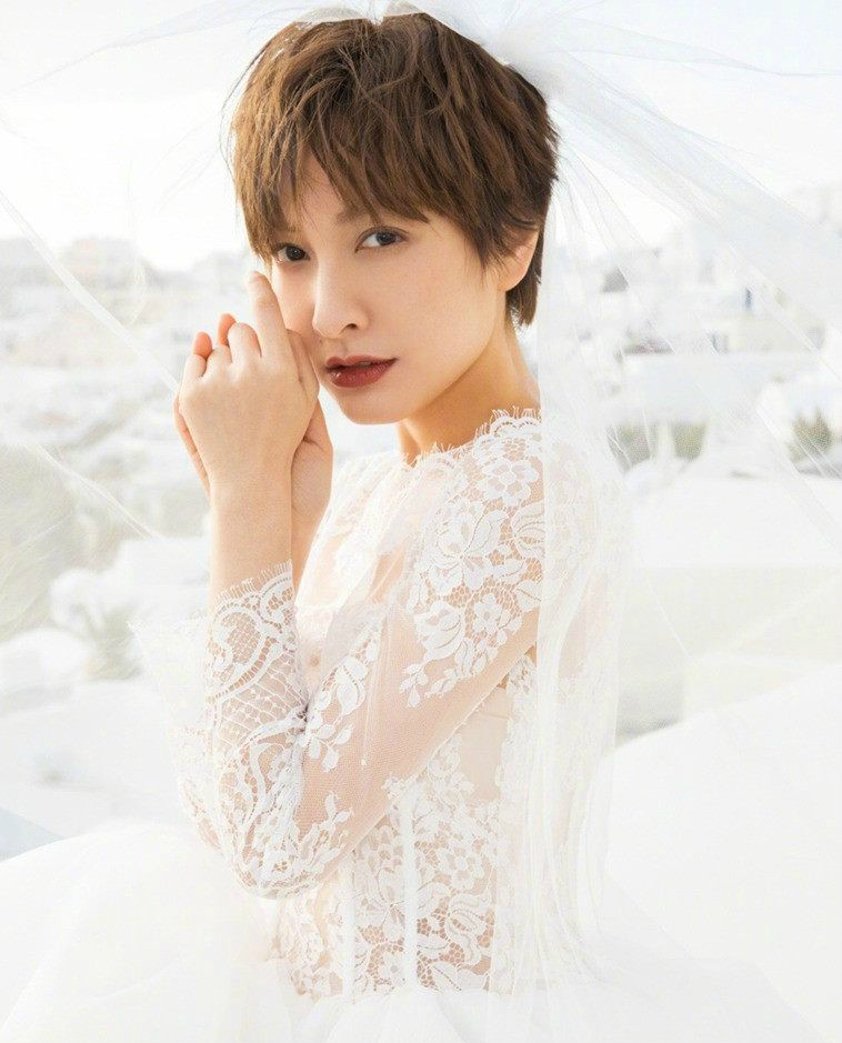 吴昕的时尚迷人照,图二纯情迷人,图五气质非凡