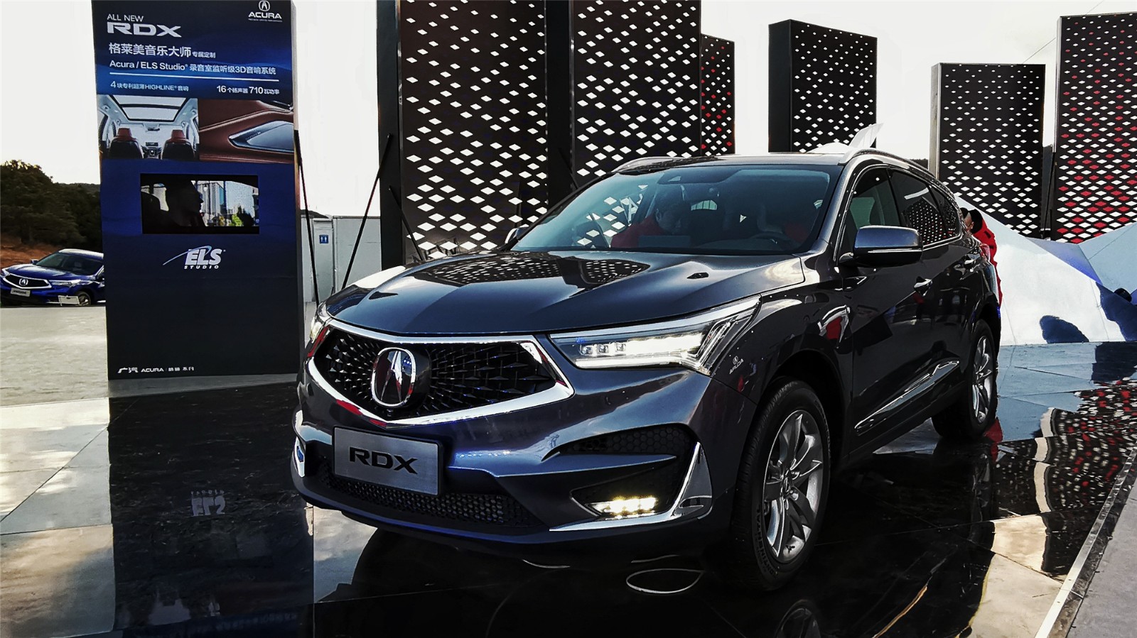 8万起 广汽讴歌全新一代rdx再启"不凡之路"