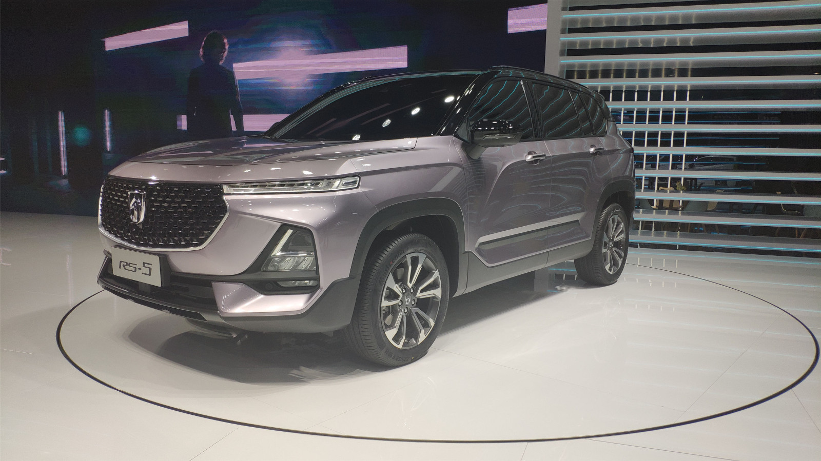 广州车展:宝骏rs-5实车