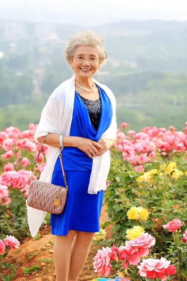 盛瑞玲|优雅|时尚_新浪新闻