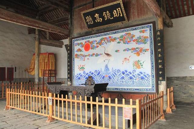 古代知县和知府在级别上差了几级?