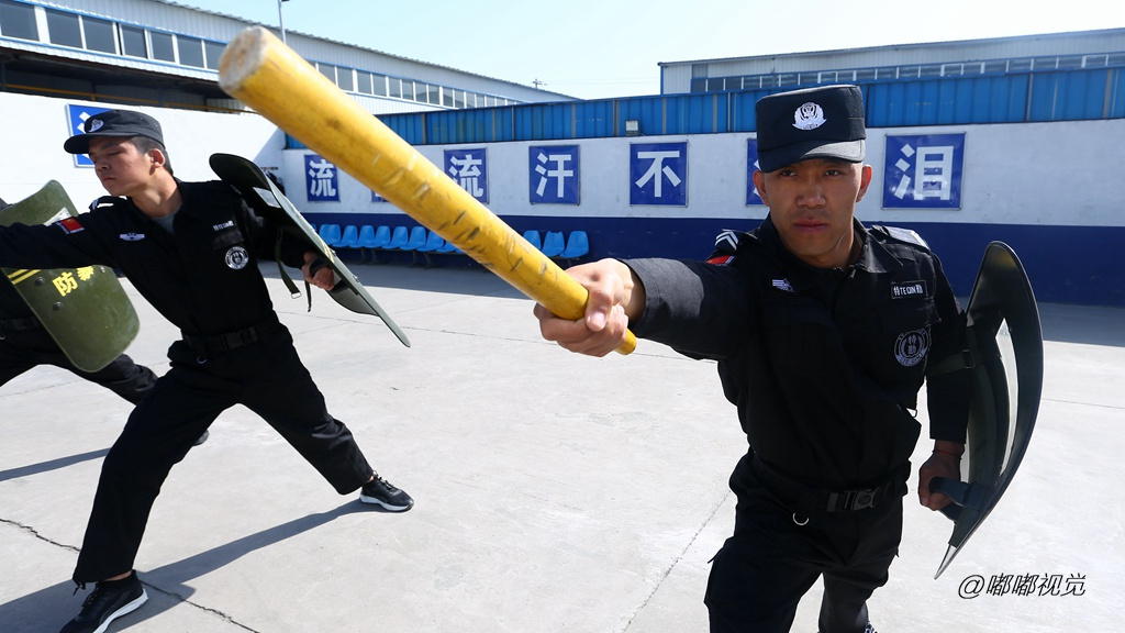 陕西蓝盾保卫特训中心学生报考火爆|特勤|安保|辅警_新浪新闻