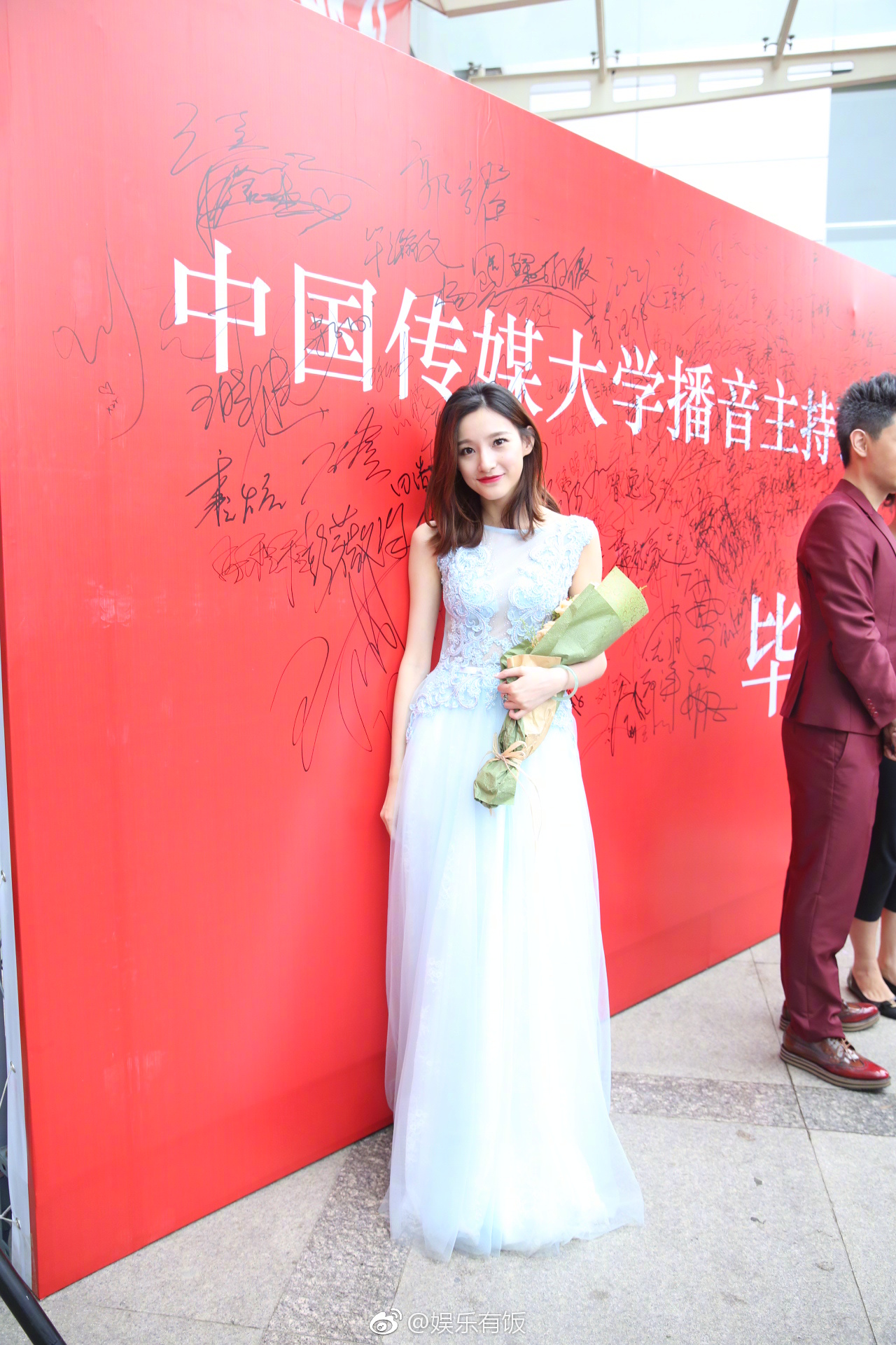 美女主持人 因主持央视世界杯特别节目《豪门盛宴》人气飙升