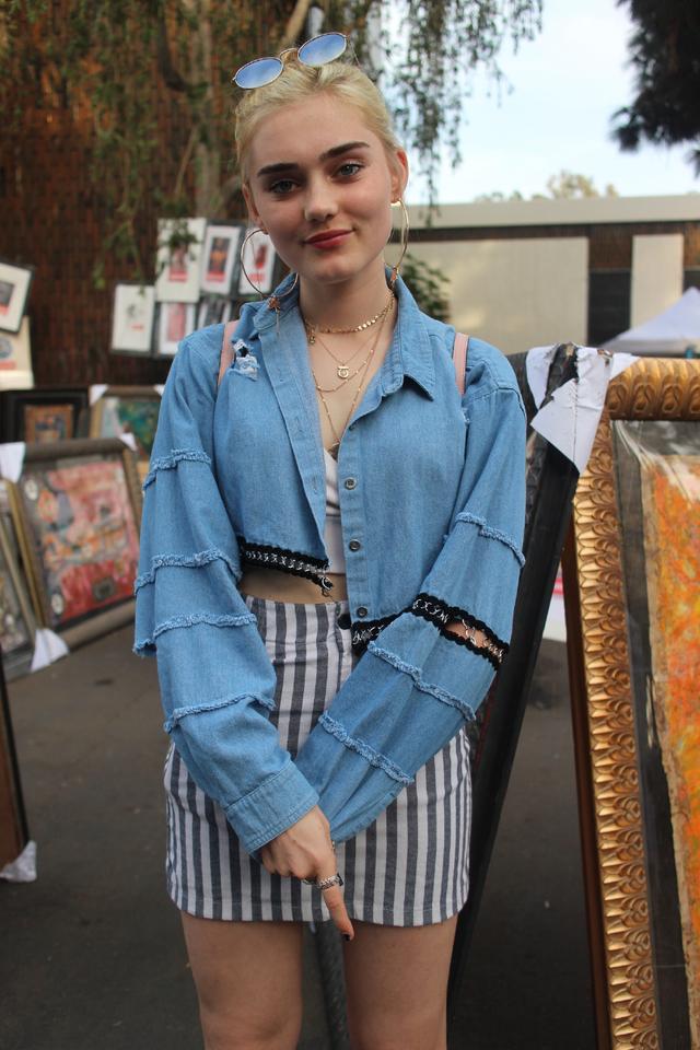 152cm小个子女生的日常穿搭,拼接连衣裙性感十足,显高又有气质