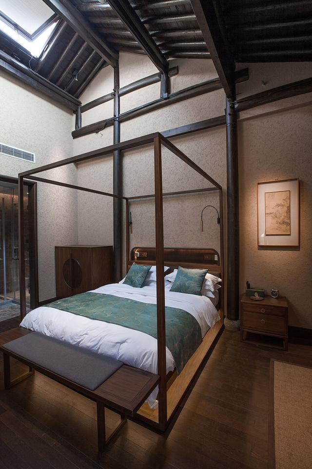 民宿设计杭州传统砖木结构三进老宅院变身禅意中式精品民宿