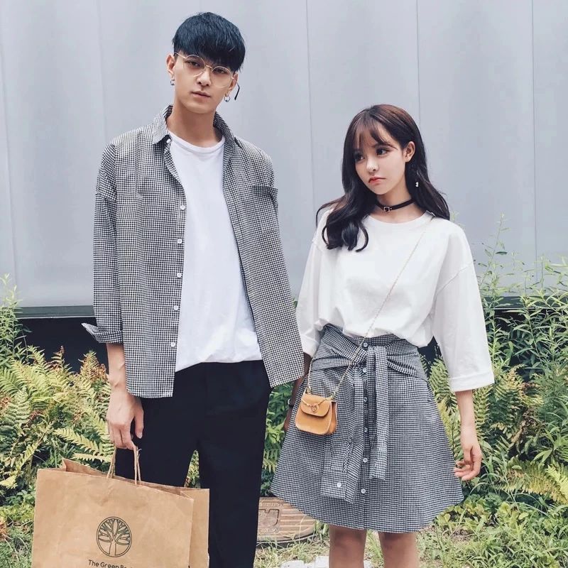 男穿t女穿裙,没有更好的男女搭配了,这狗粮我干了