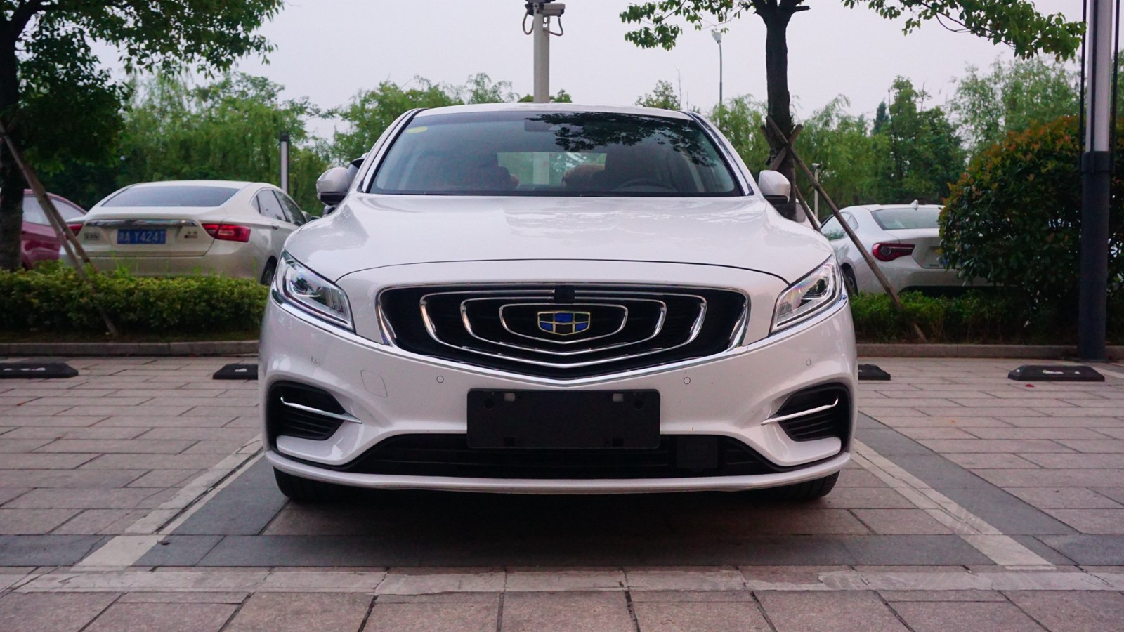 嗨ev | 插电与48v轻混一起来 吉利博瑞ge 13.68-19.98万元上市