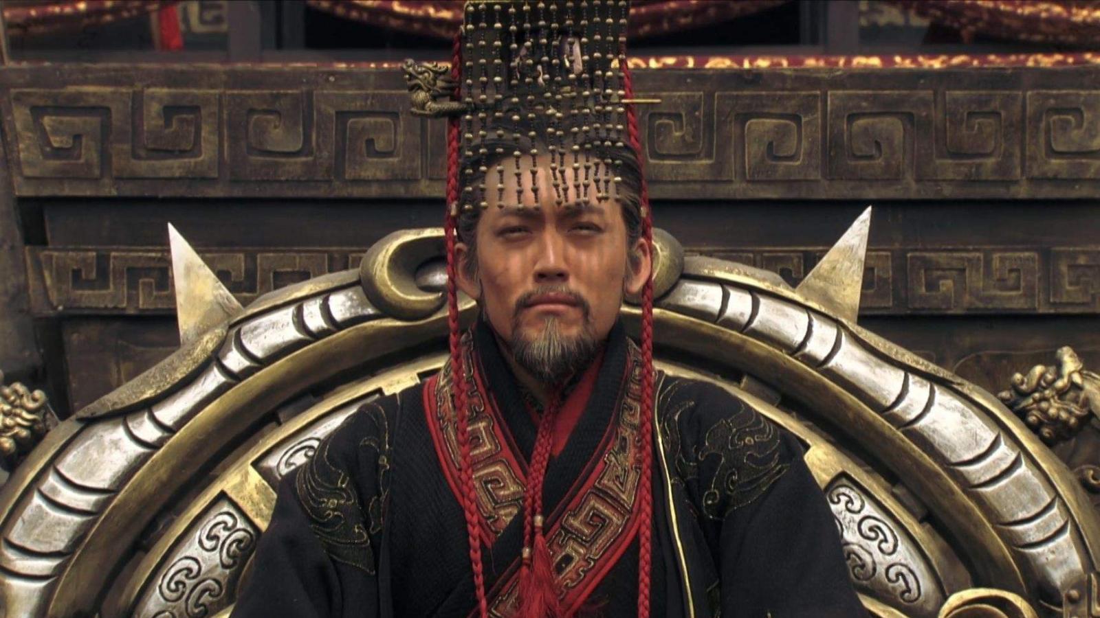 终于明白了大秦帝国为什么只统治了十五年, 就被刘邦项羽给瓦解了